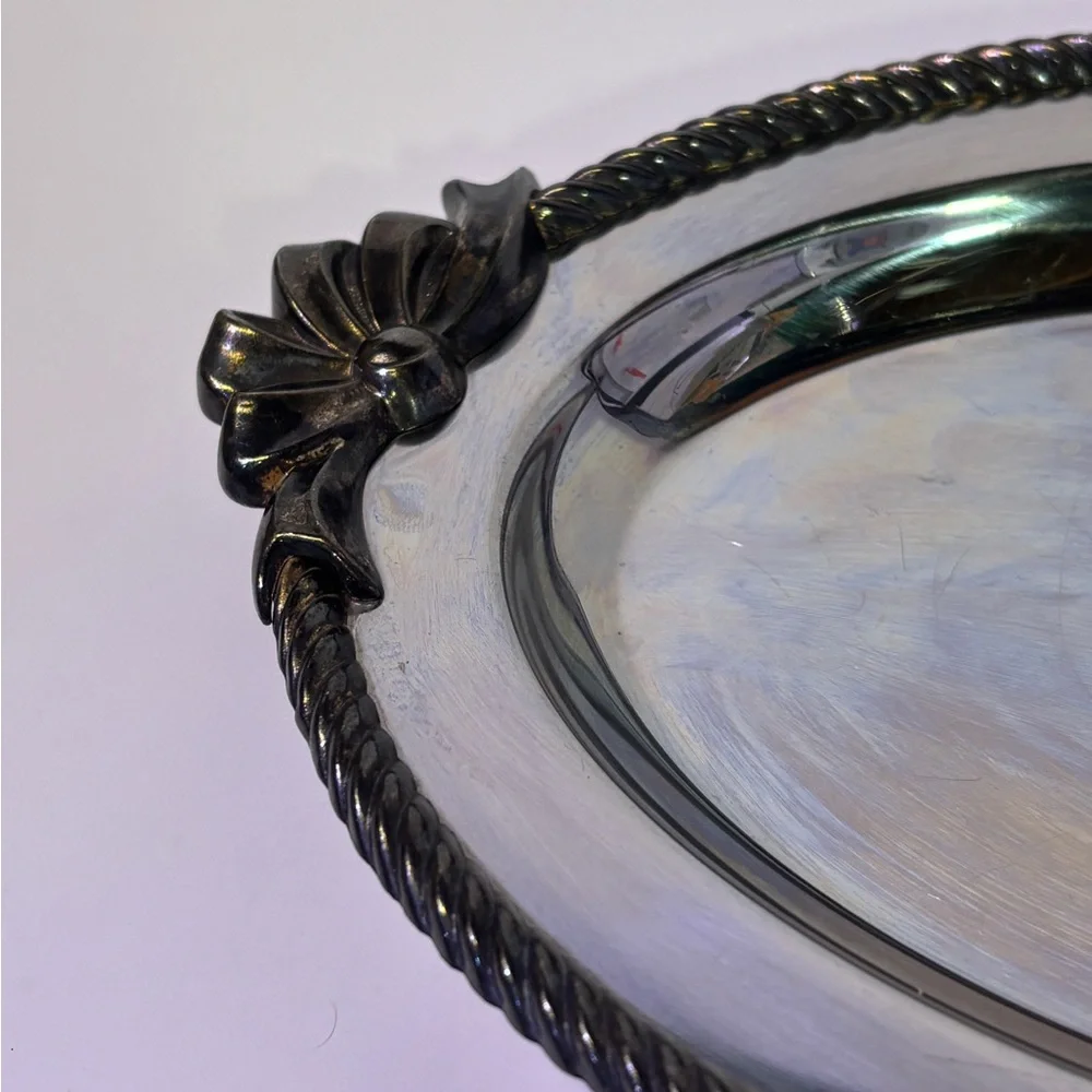 Oneida Vintage Oval Tray with Decorative Handles